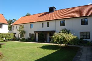 Hasells Courtyard- click for photo gallery